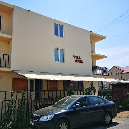 Vila Axel Костинешти Экстерьер фото